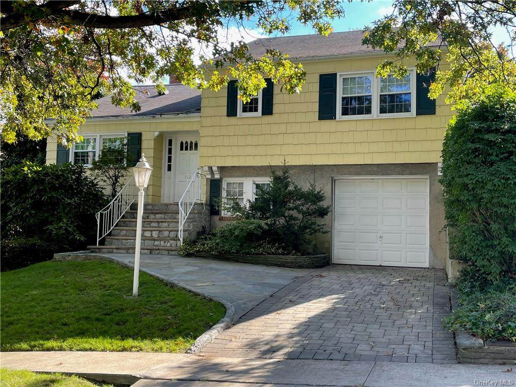 312 Manor Road - Photo 1