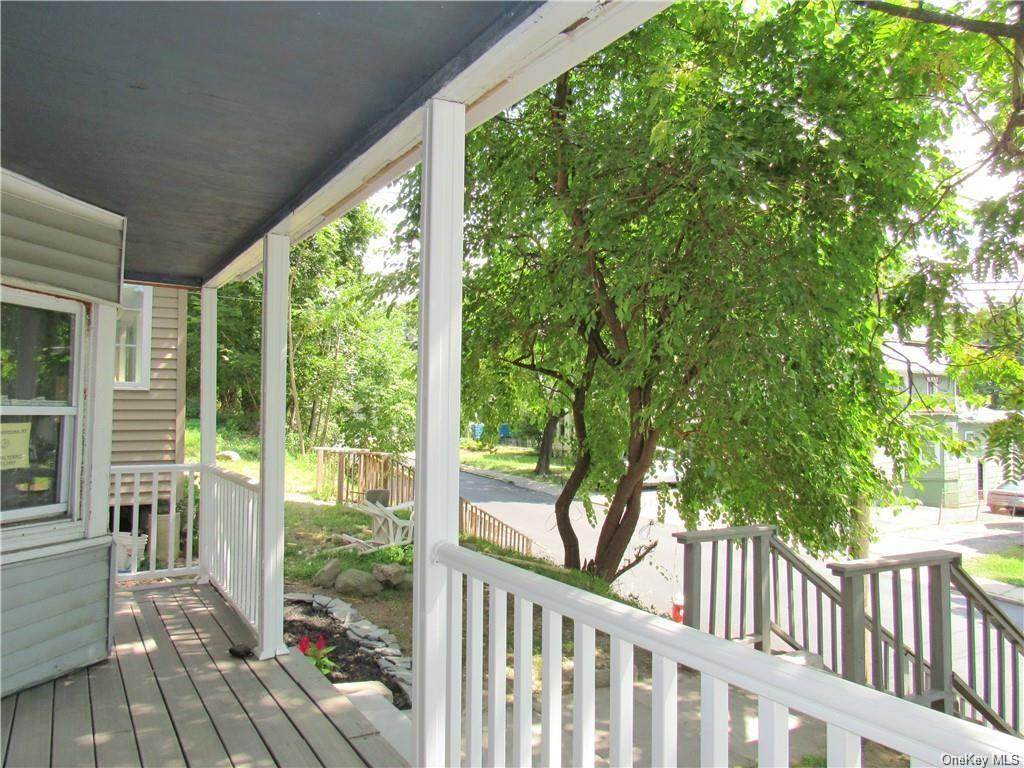 328 North Street - Photo 1