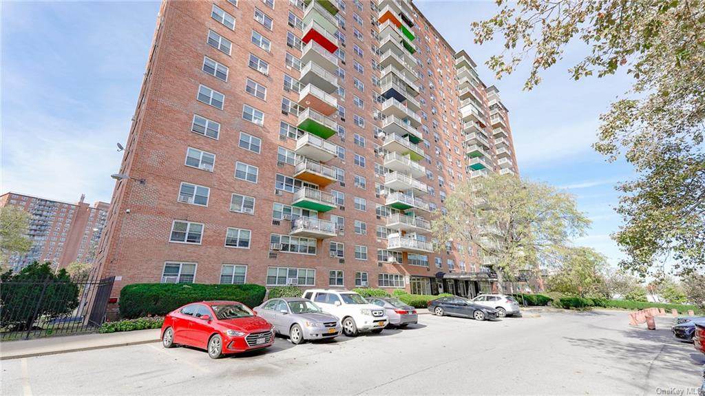 875 Morrison Avenue - Photo 1