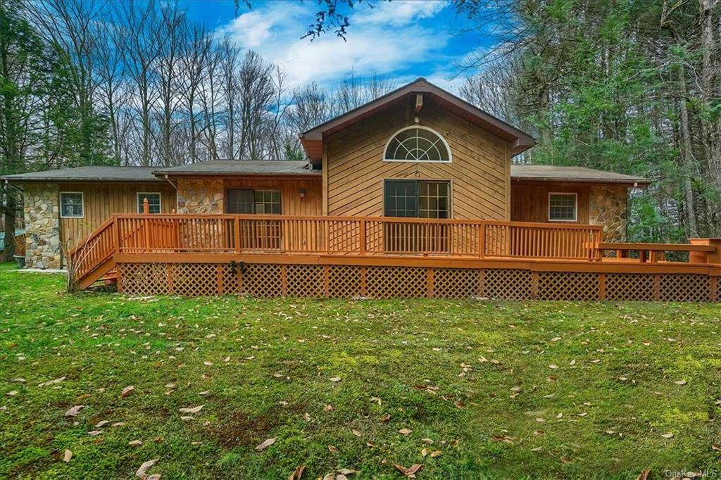 15 Deer Meadow Road - Photo 1