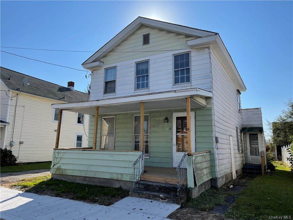 10 Bruce Street - Photo 1