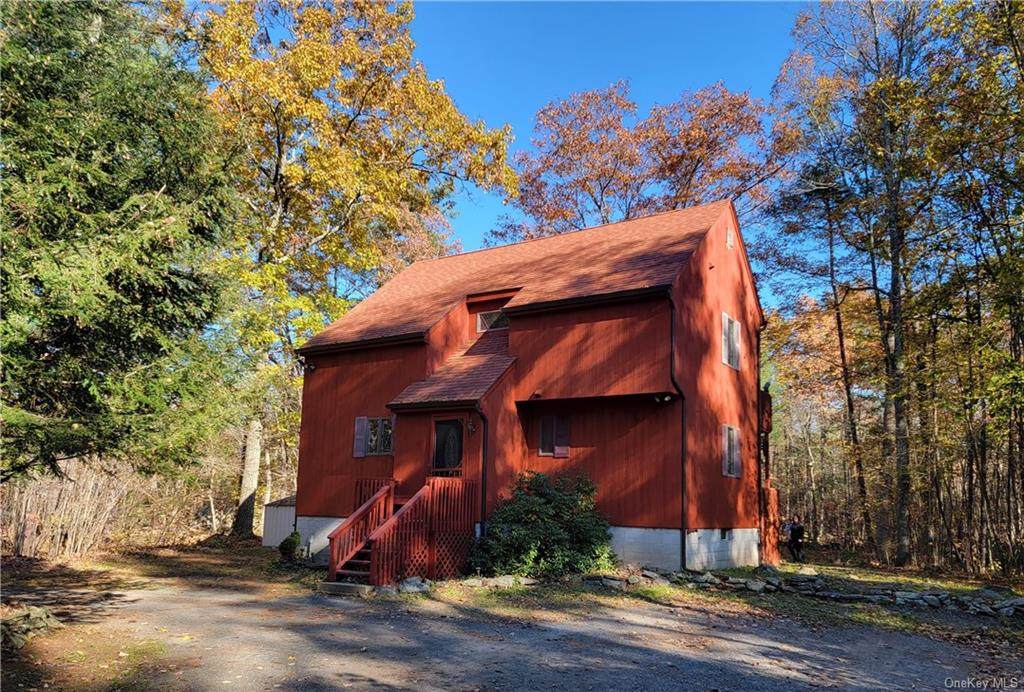 140 Woodland Drive - Photo 1