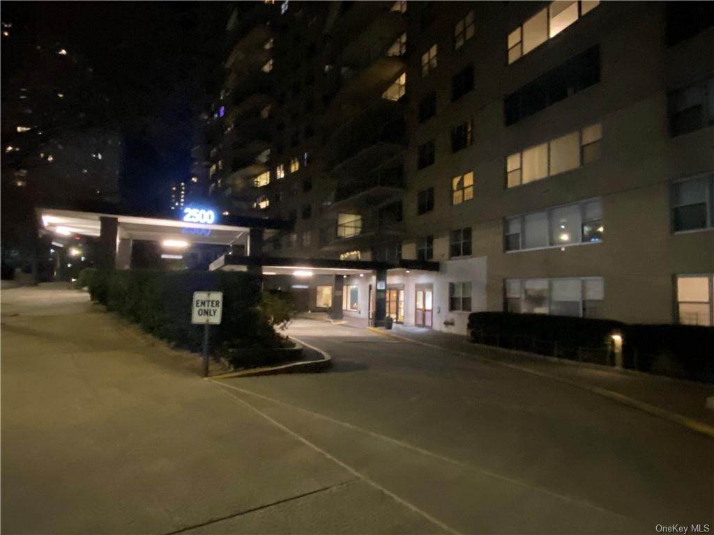 2500 Johnson Avenue - Photo 1