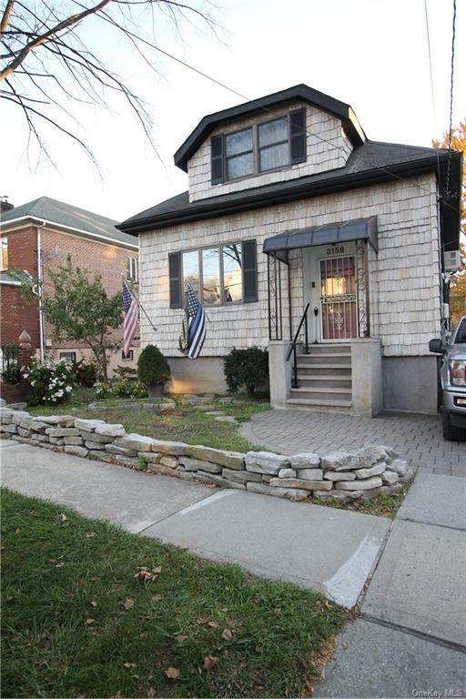 3158 Rawlins Avenue - Photo 1