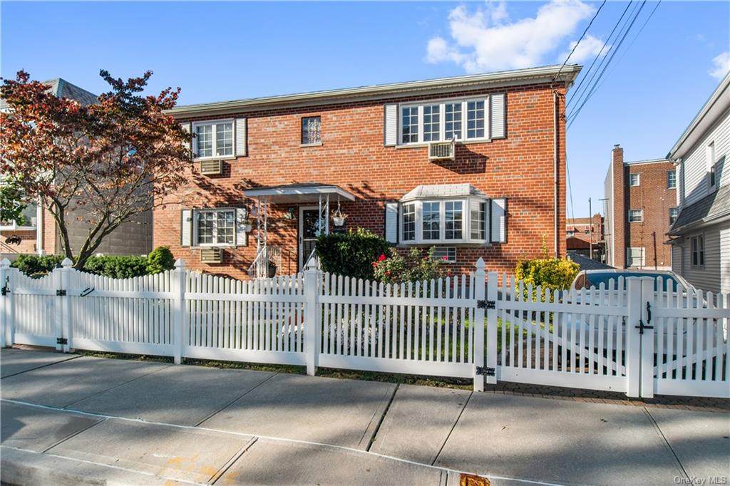 1159 Throgmorton Avenue - Photo 1