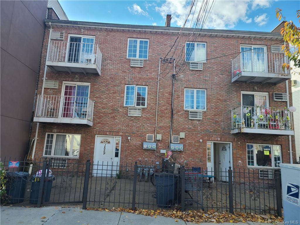 1559 Zerega Avenue - Photo 1