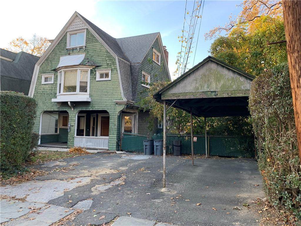 747 Warburton Avenue - Photo 1
