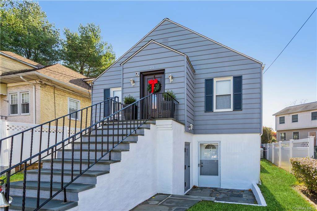 23 Kirby Terrace - Photo 1