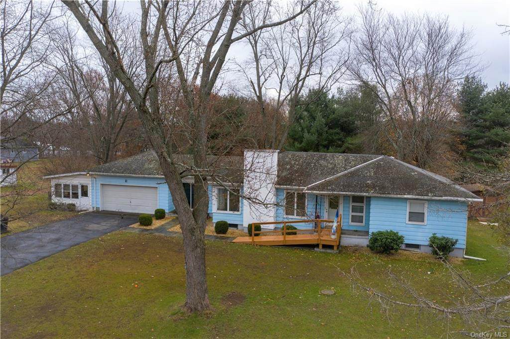 10 Hollis Lane - Photo 1