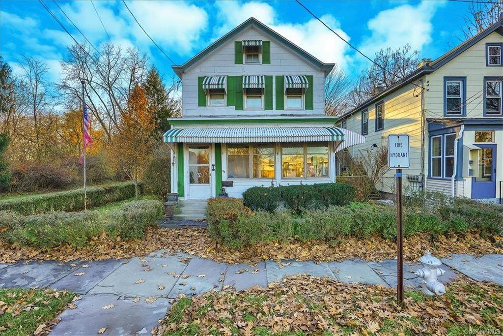 38 Clinton Avenue - Photo 1
