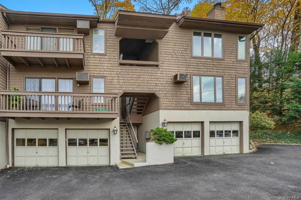 261 West Street - Photo 1