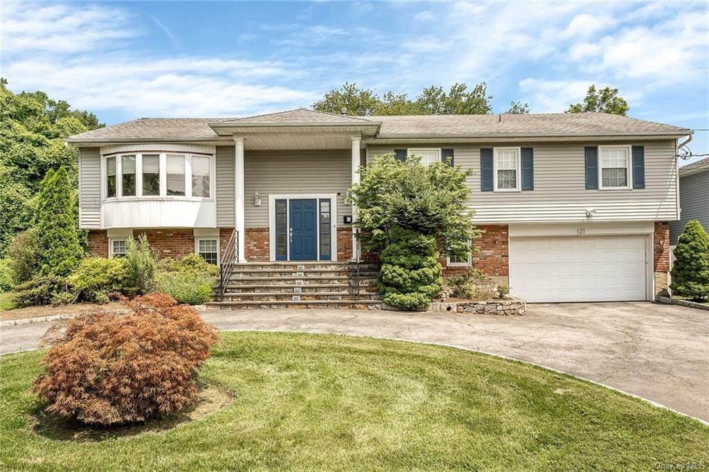 121 Sprague Road - Photo 1