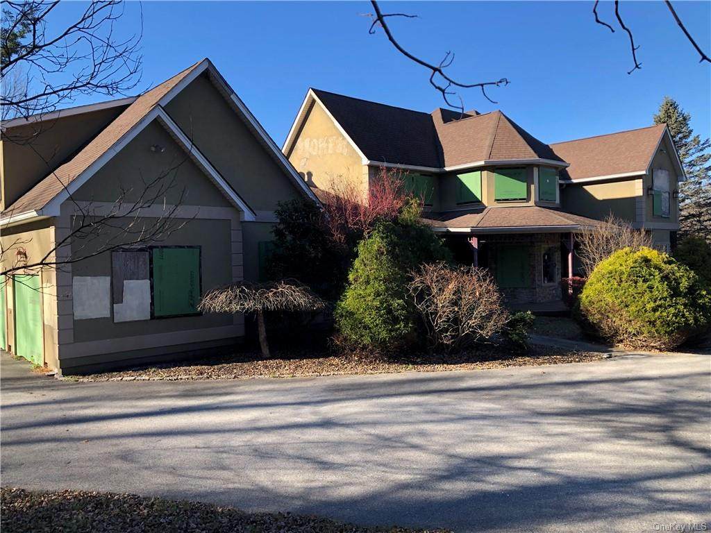 70 Pond Hills Court - Photo 1