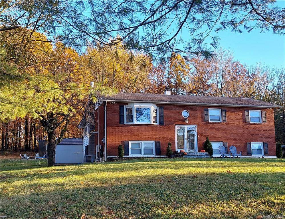 12 Angie Drive - Photo 1