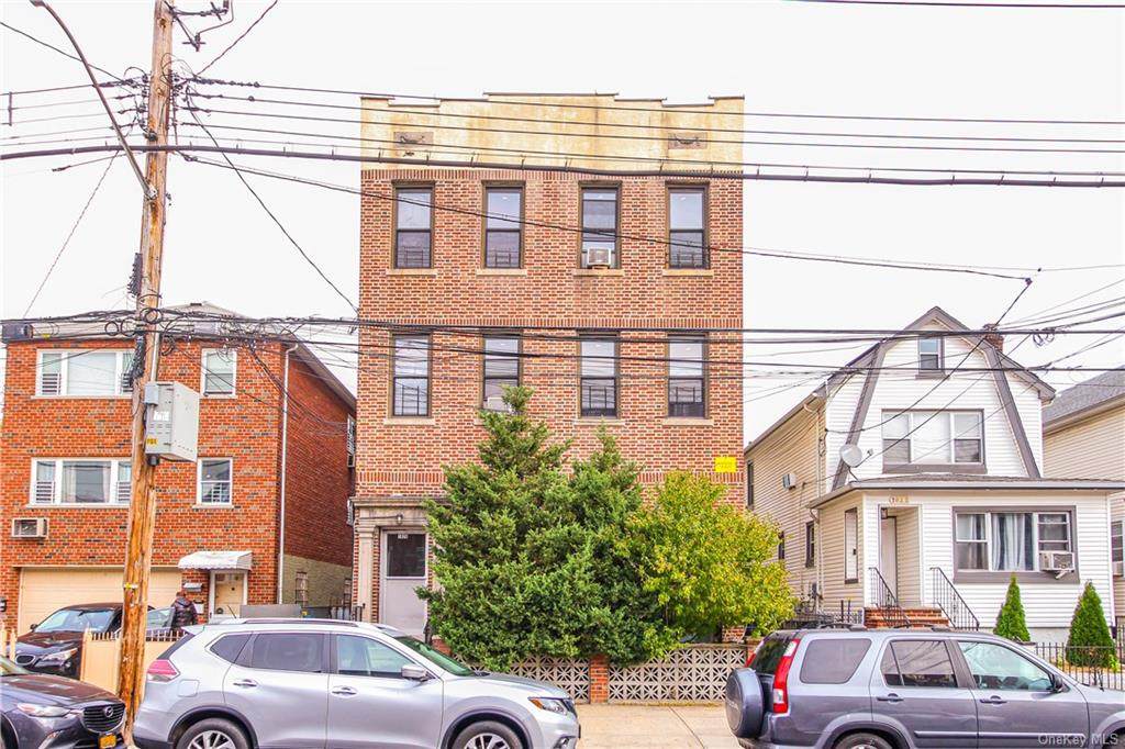 1826 Radcliff Avenue - Photo 1