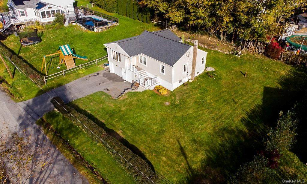 8 Saw Mill Road - Photo 1