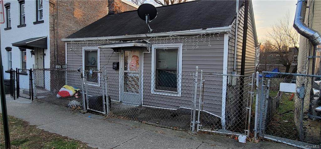 149 Parmenter Street - Photo 1