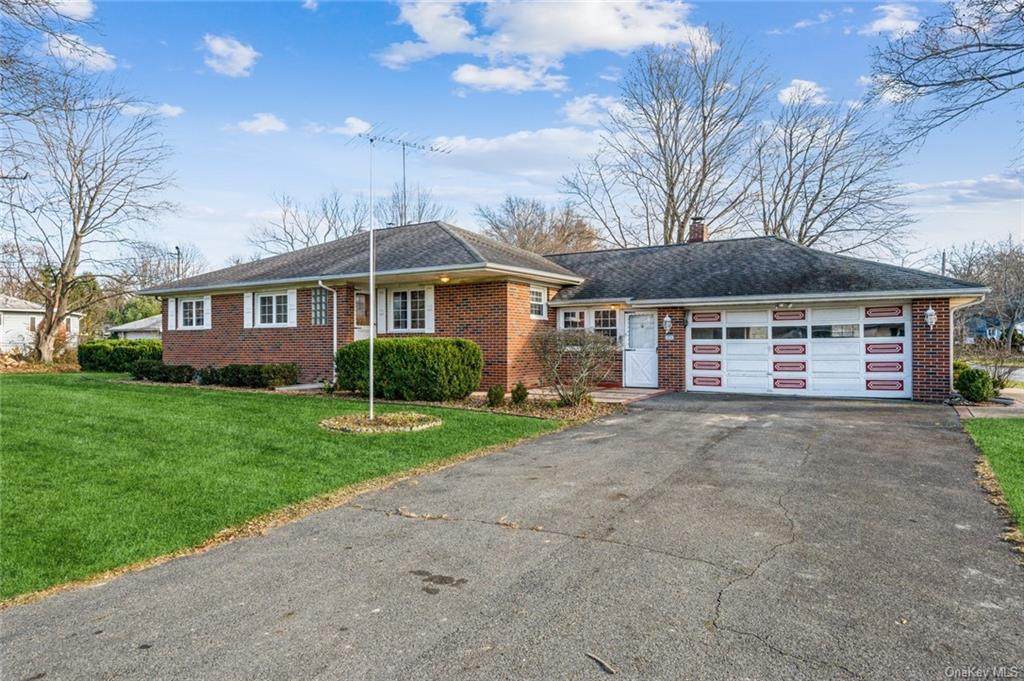 60 Ryerson Road - Photo 1