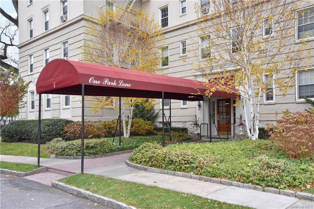 1 Park Lane - Photo 1