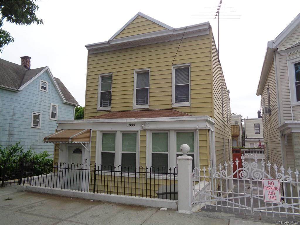1833 Wallace Avenue - Photo 1