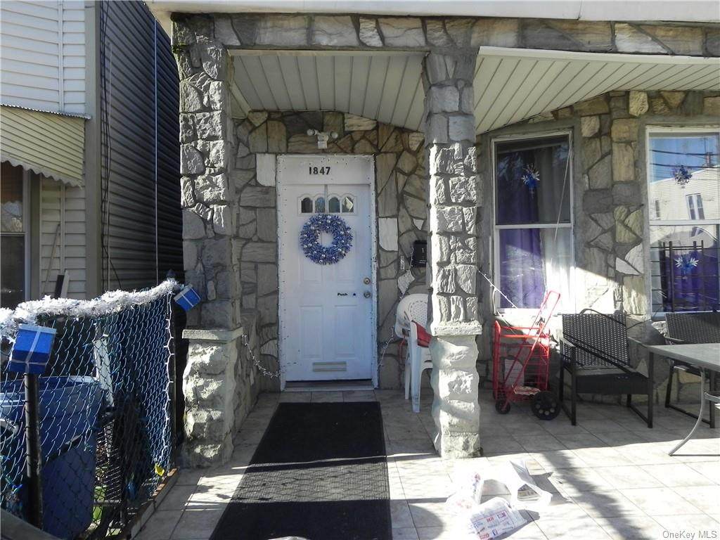1847 Holland Avenue - Photo 1
