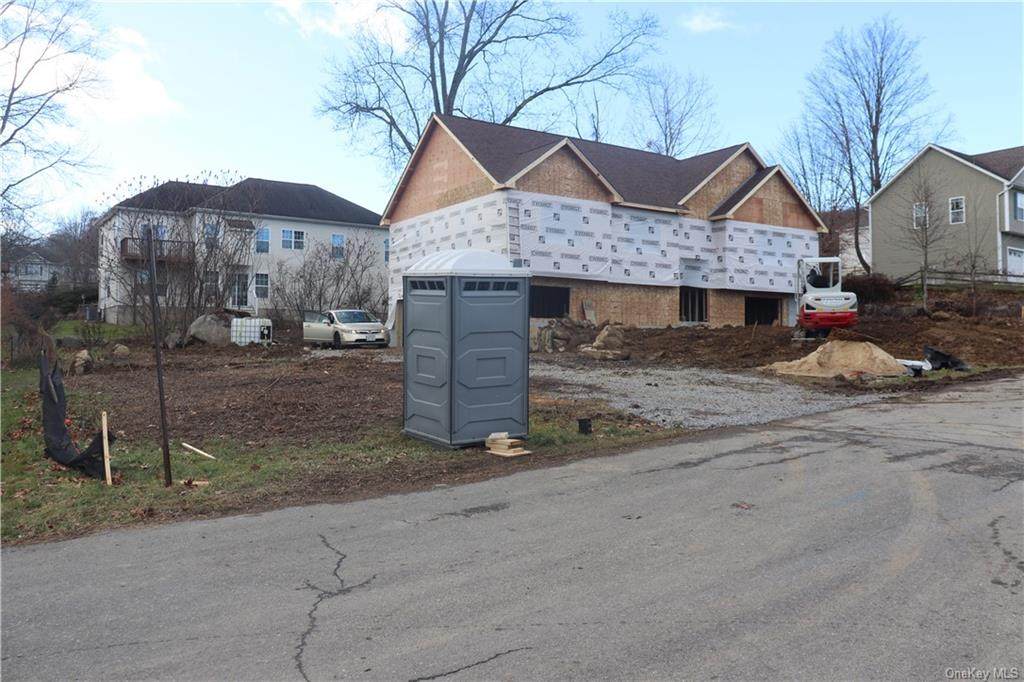 19 Tano Drive - Photo 1