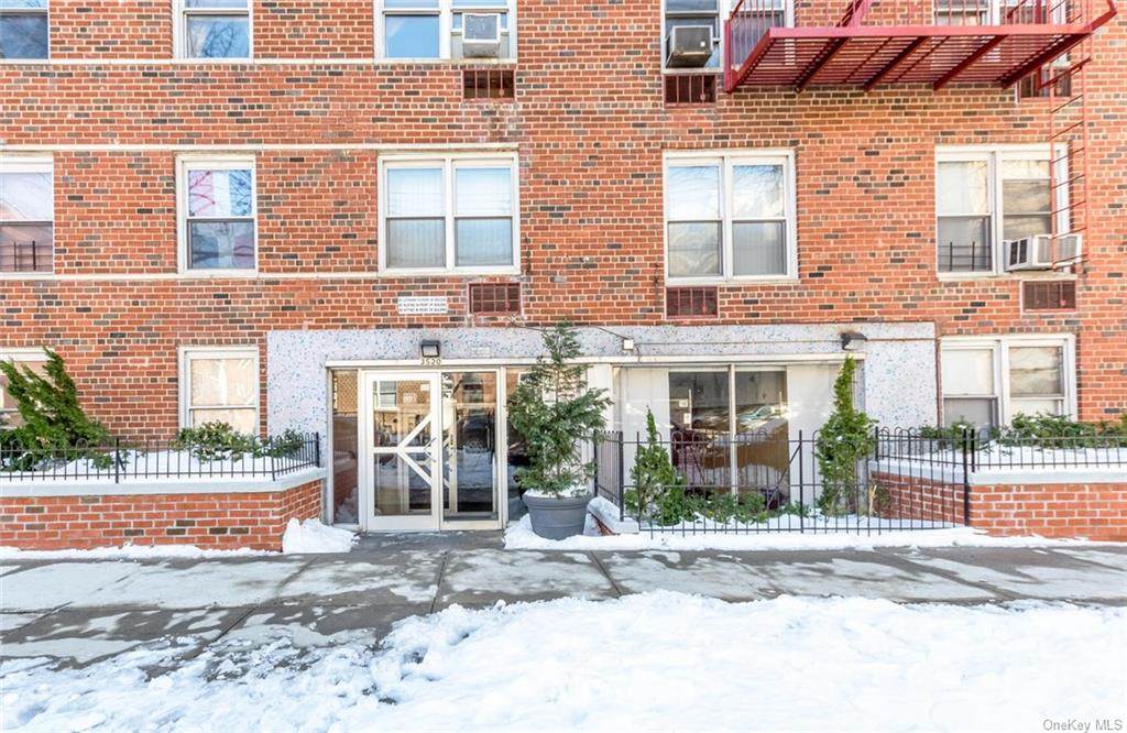 3520 Tryon - Photo 1