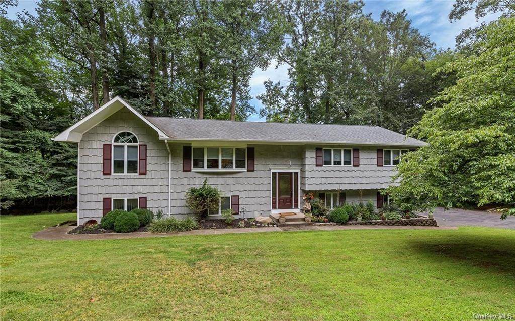 6 Dawn Lane - Photo 1