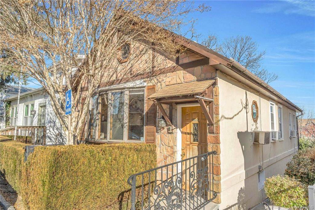 28 Soundview Terrace - Photo 1
