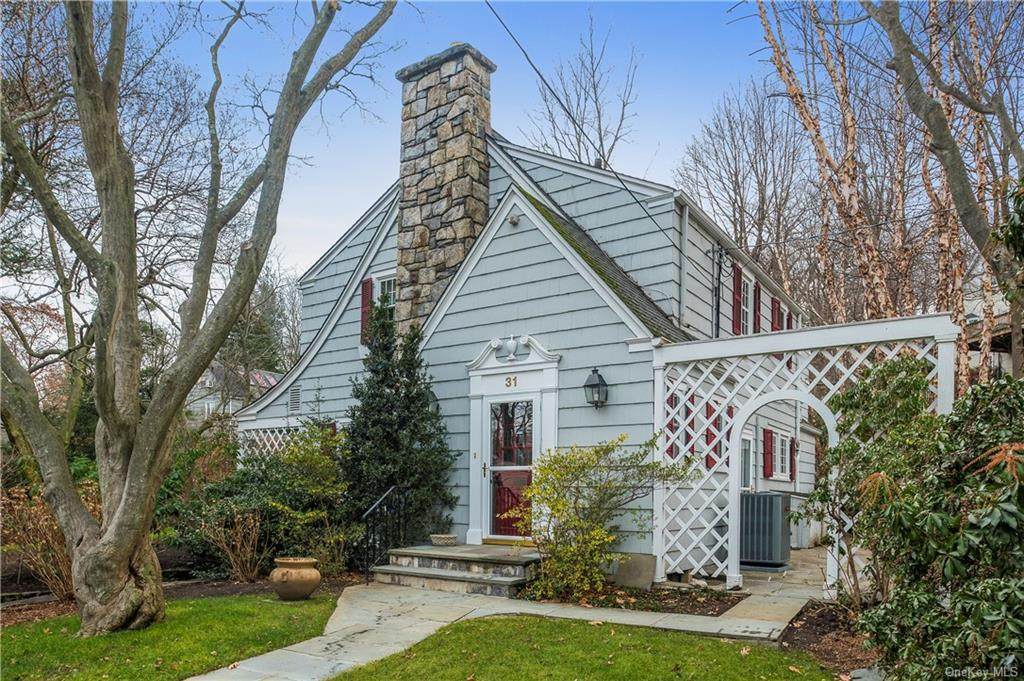 31 Kent Avenue - Photo 1