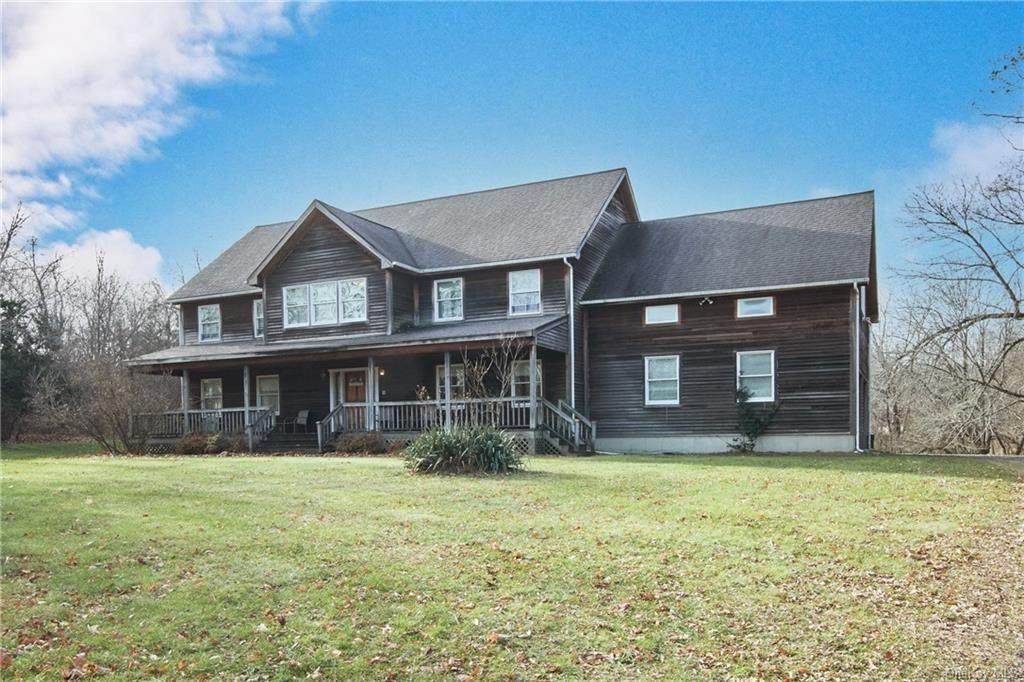 33 Cedar Hill Drive - Photo 1