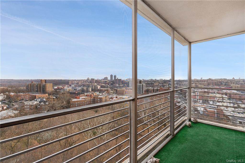 3135 Johnson Avenue - Photo 1