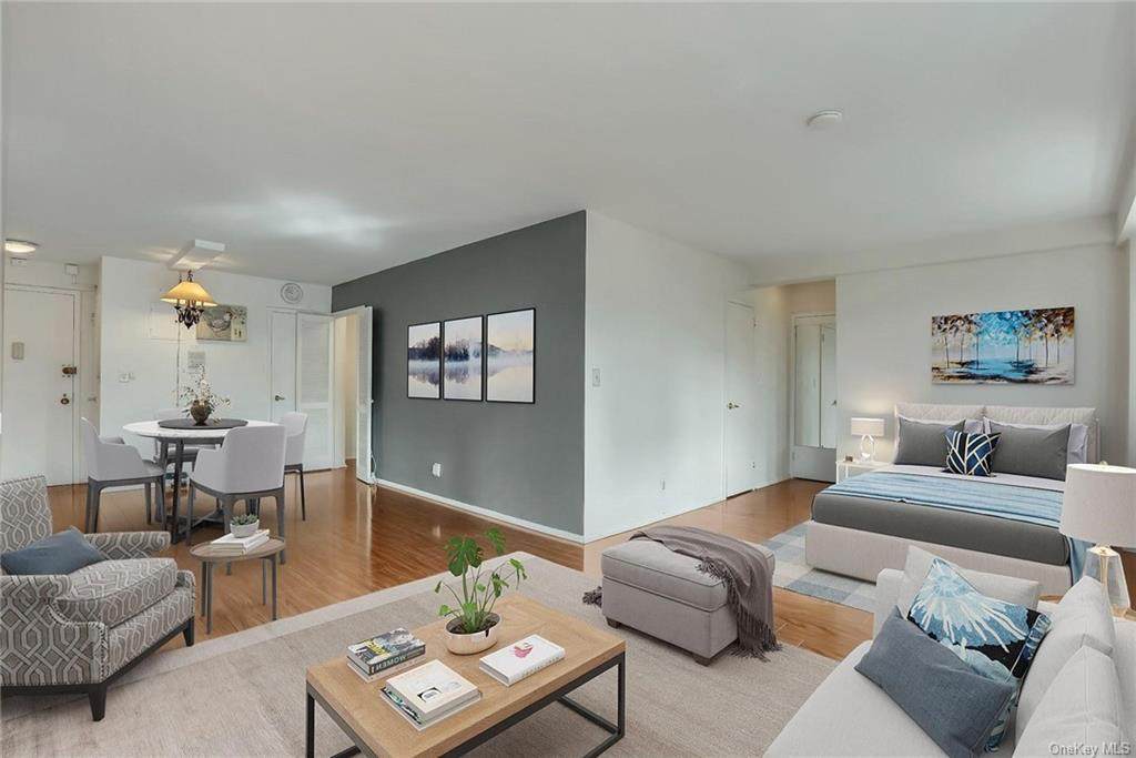 33 Barker Avenue - Photo 1