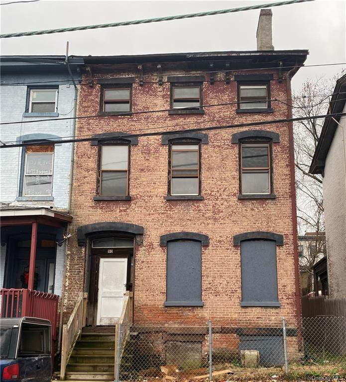 90 Lander Street - Photo 1