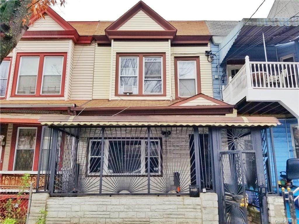 4455 Park Avenue - Photo 1