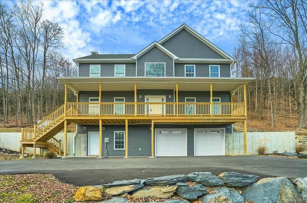 1739 Kings Highway - Photo 1