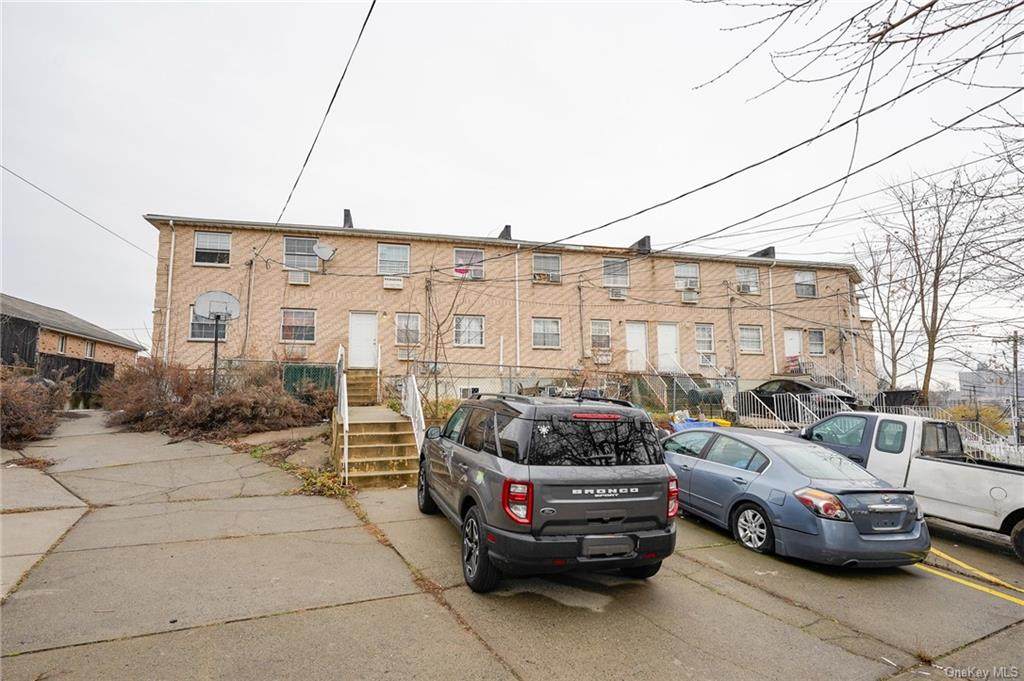 3409 Bruner Avenue - Photo 1