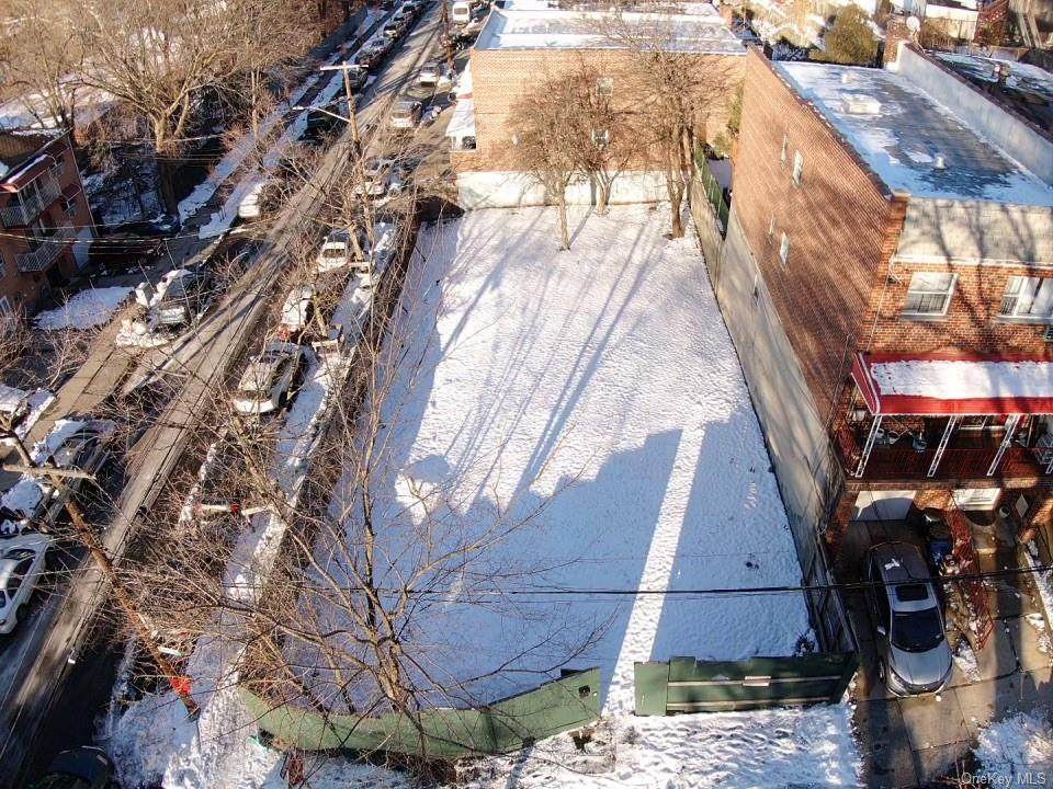601 239th Street - Photo 1
