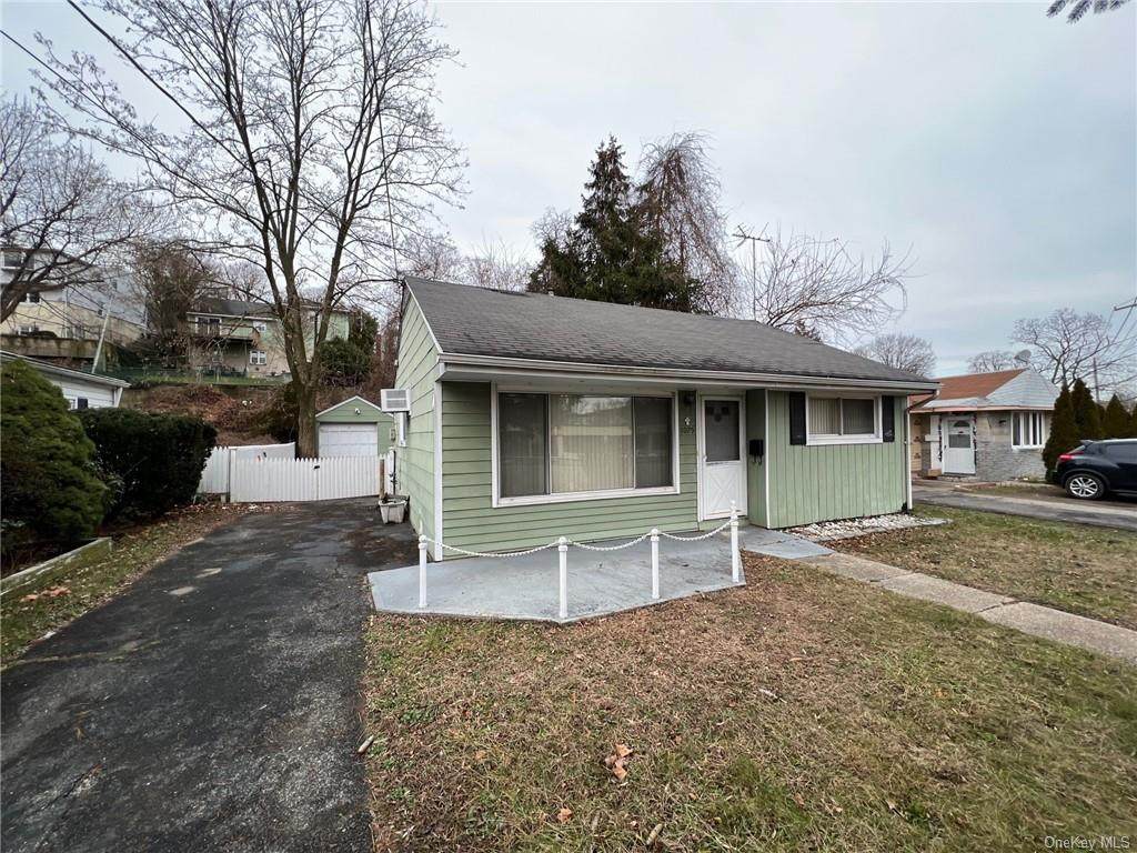 1075 Nepperhan Avenue - Photo 1