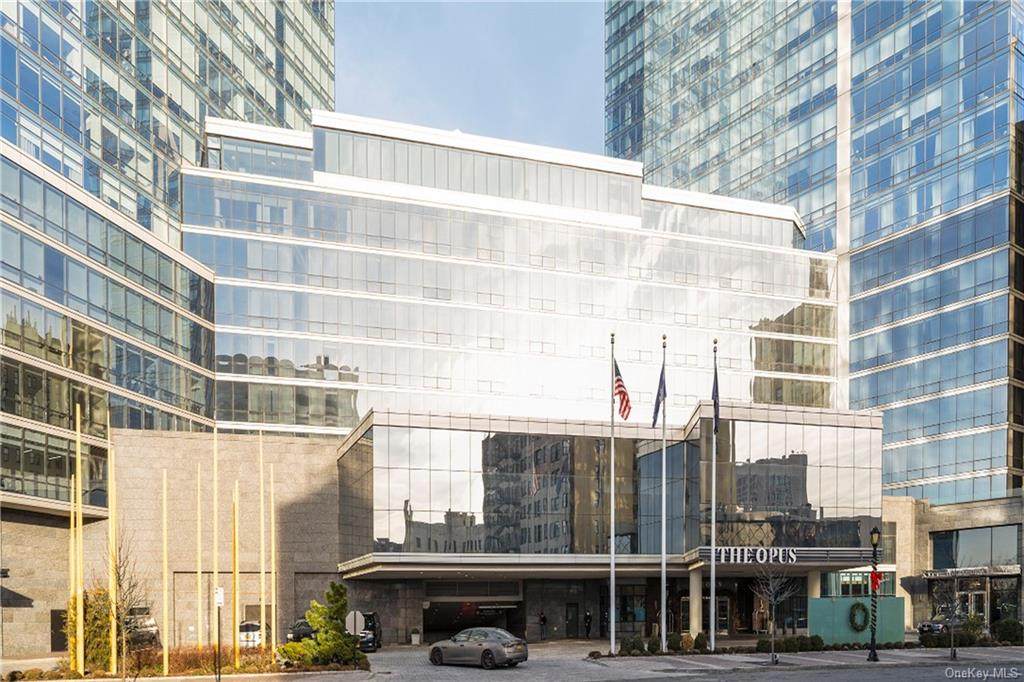 1 Renaissance Square - Photo 1