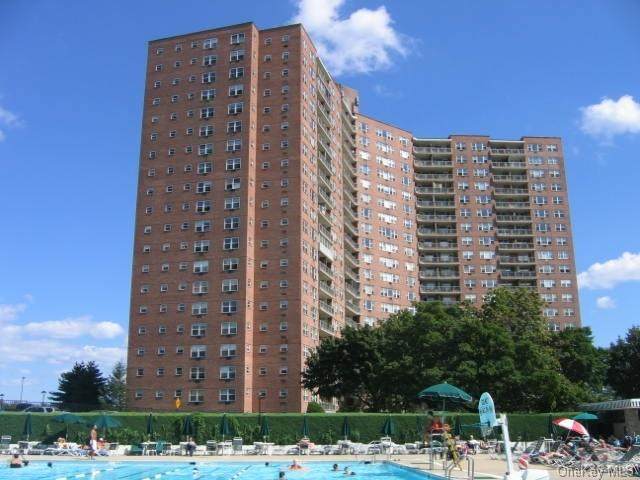 5800 Arlington Ave. Avenue - Photo 1