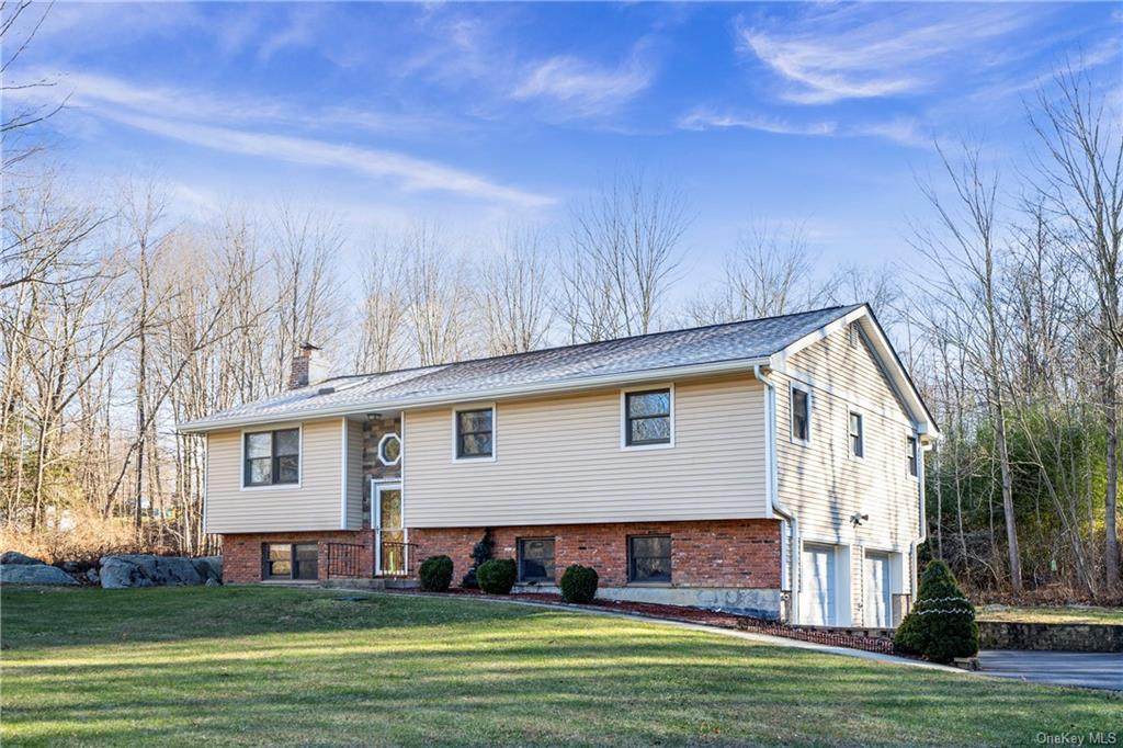 668 Oscawana Lake Road - Photo 1