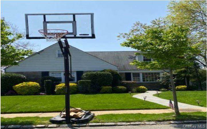31 Linden Street - Photo 1