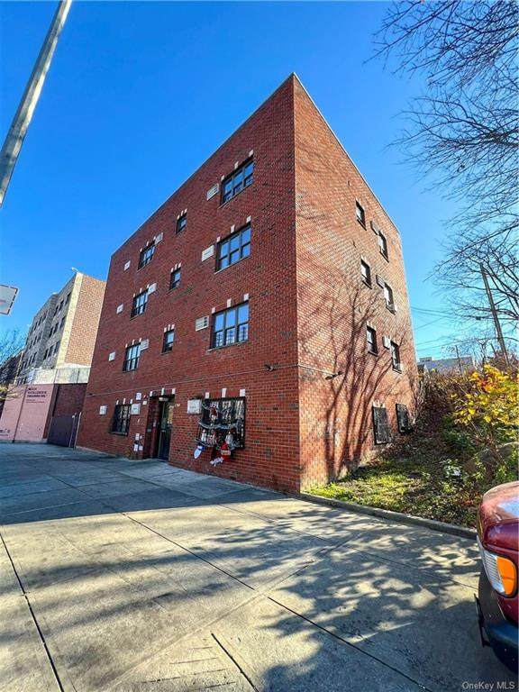 1780 Lafayette Avenue - Photo 1