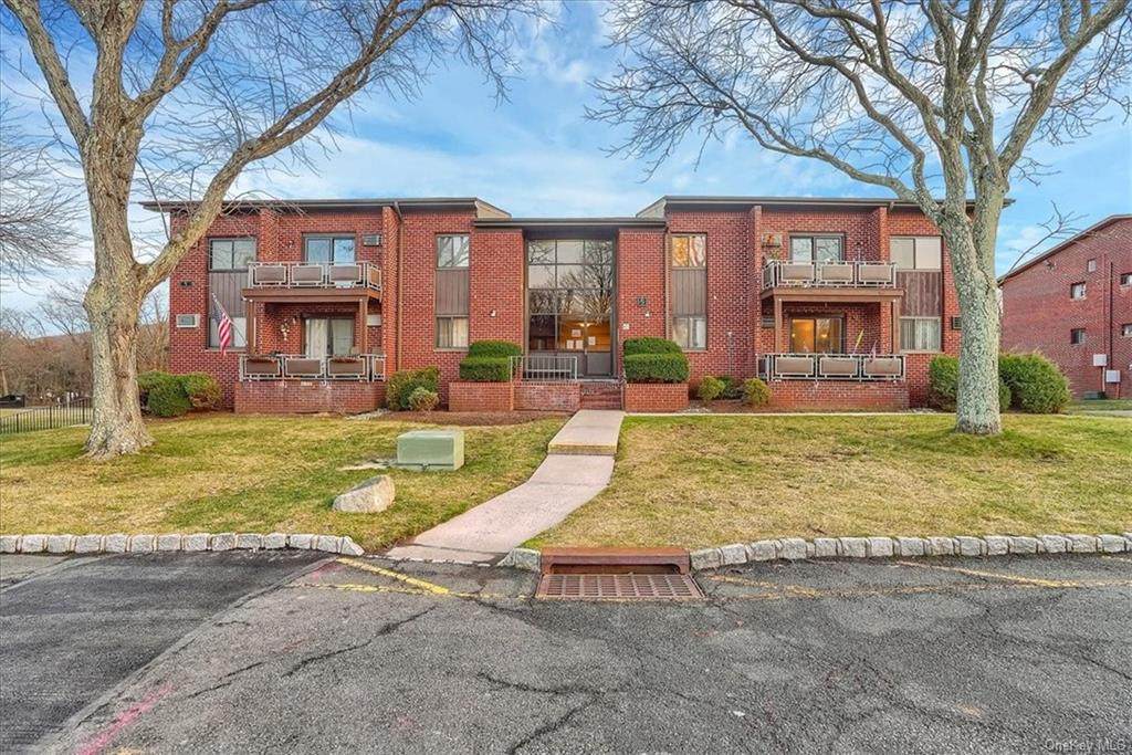5 Darian Court - Photo 1