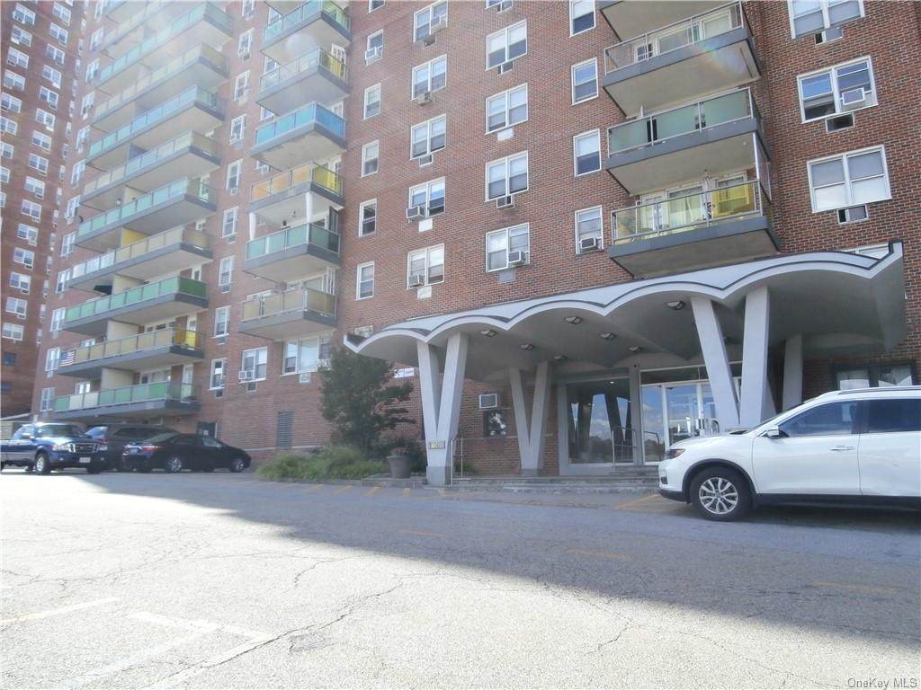 1853 Central Park Avenue - Photo 1