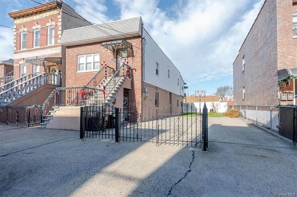 2949 Paine Street - Photo 1