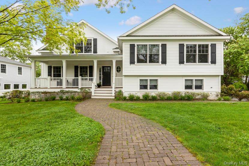 28 Colby Avenue - Photo 1