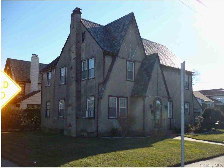50 Mayfair Avenue - Photo 1