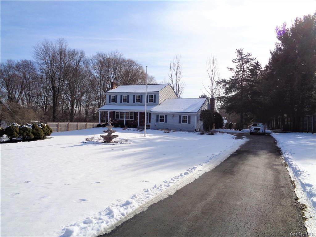 22 Standish Road - Photo 1